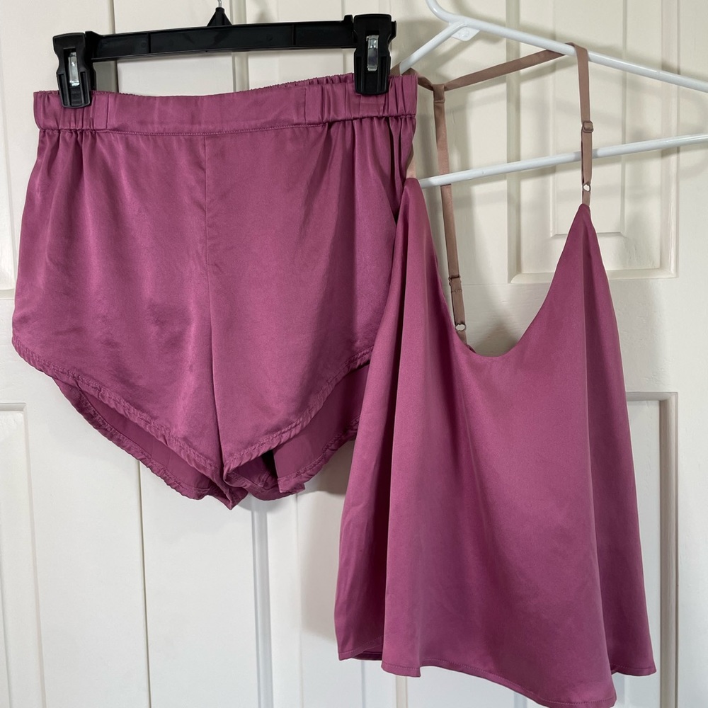 Lunya washable silk short sleep set